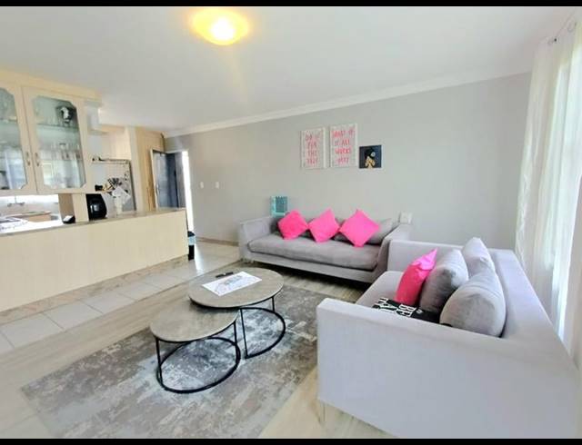 2 BEDROOM TOWNHOUSE FOR SALE IN RIDGEWAY